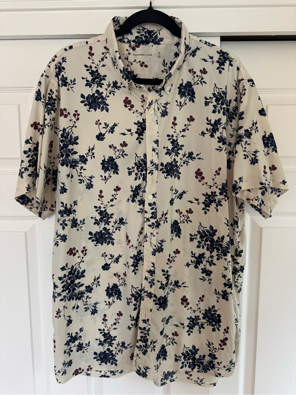 Abercrombie & Fitch Beige Floral Button-Up Shirt in Navy & Maroon - Size XL Tall